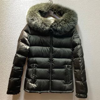 PRADA(ブルー・ネイビー/青色系)のフリマアイテム一覧 PRADA(ブルー・ネイビー/青色系)のフリマアイテム一覧