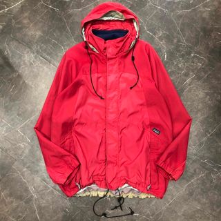 patagonia(ナイロンジャケット ・ レッド/赤色系)のフリマ patagonia(ナイロンジャケット ・ レッド/赤色系)のフリマ