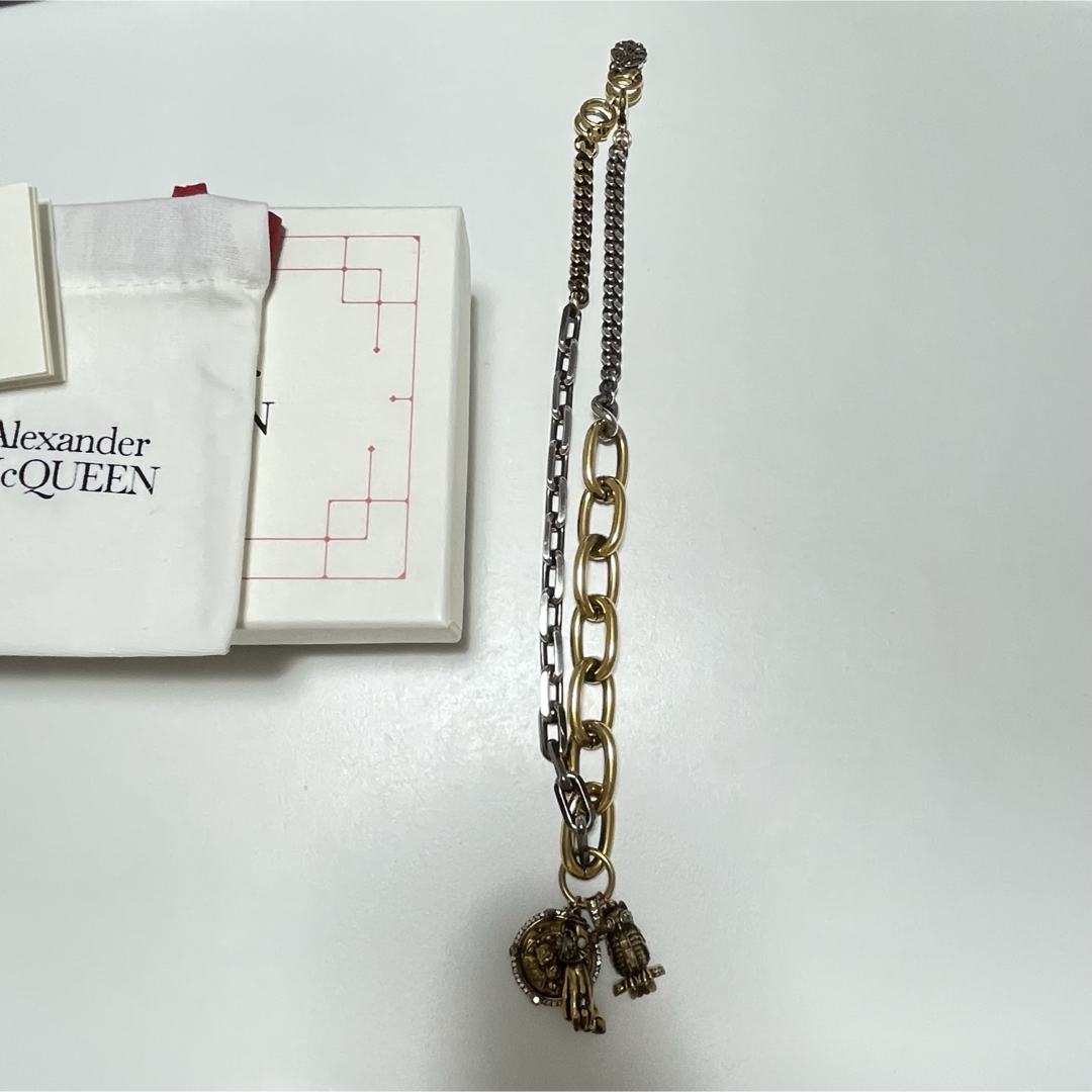 美品 Alexander McQueen チェーン ネックレス チャーム 完売 美品 Alexander McQueen チェーン ネックレス チャーム 完売