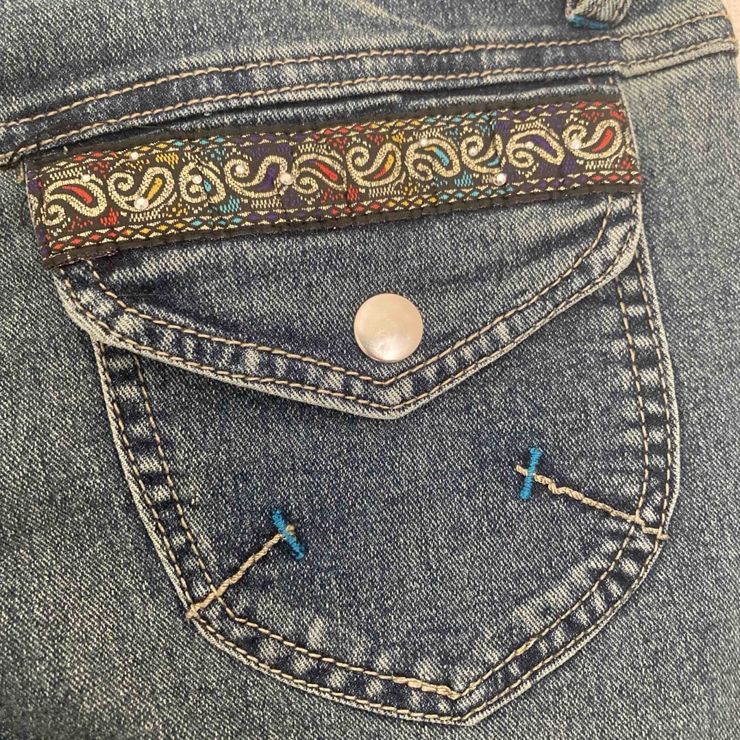 VINTAGE - ブーツカットデニムパンツ 平成ギャル y2k 花柄 刺繍 VINTAGE - ブーツカットデニムパンツ 平成ギャル y2k 花柄 刺繍