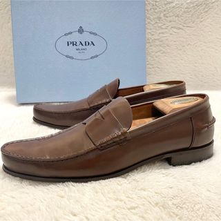 PRADA - 未使用 プラダ ロゴ 外羽根 レザー ダービーシューズ 黒 PRADA - 未使用 プラダ ロゴ 外羽根 レザー ダービーシューズ 黒