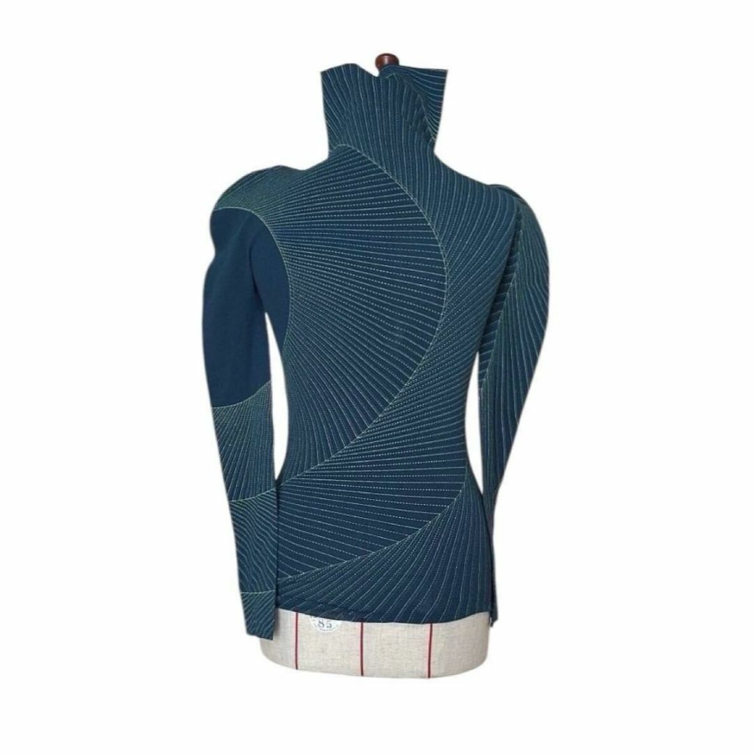 A-POC ISSEY MIYAKE ハイネック カットソー 長袖 深緑 A-POC ISSEY MIYAKE ハイネック カットソー 長袖 深緑
