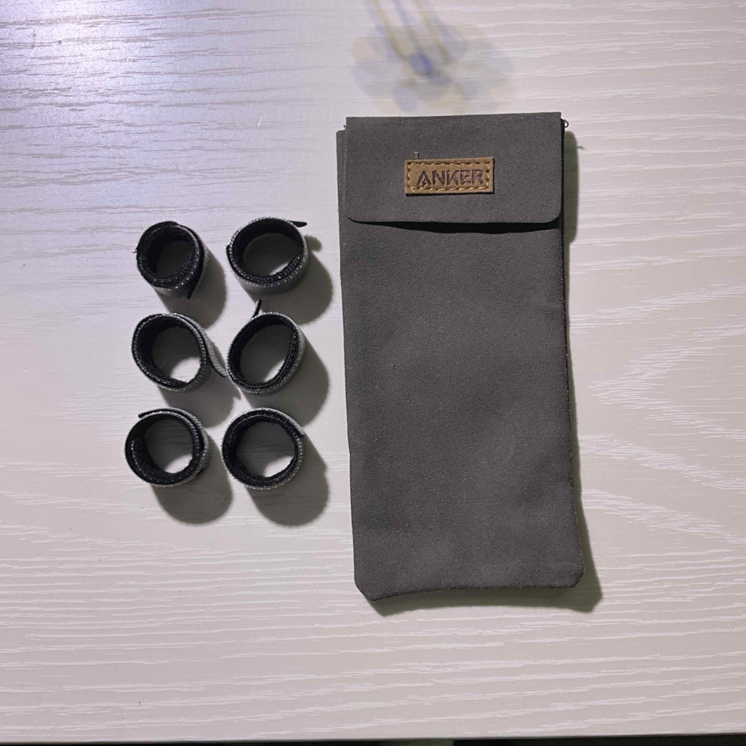 Anker(アンカー)のANKER 結束テープ×6、ミニポーチ スマホ/家電/カメラのスマホアクセサリー(その他)の商品写真