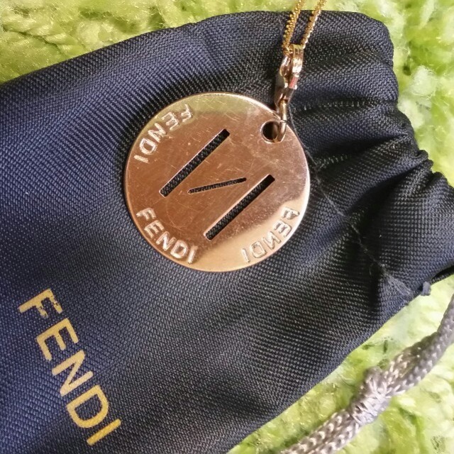 FENDI(フェンディ)のFENDIネックレス レディースのアクセサリー(ネックレス)の商品写真