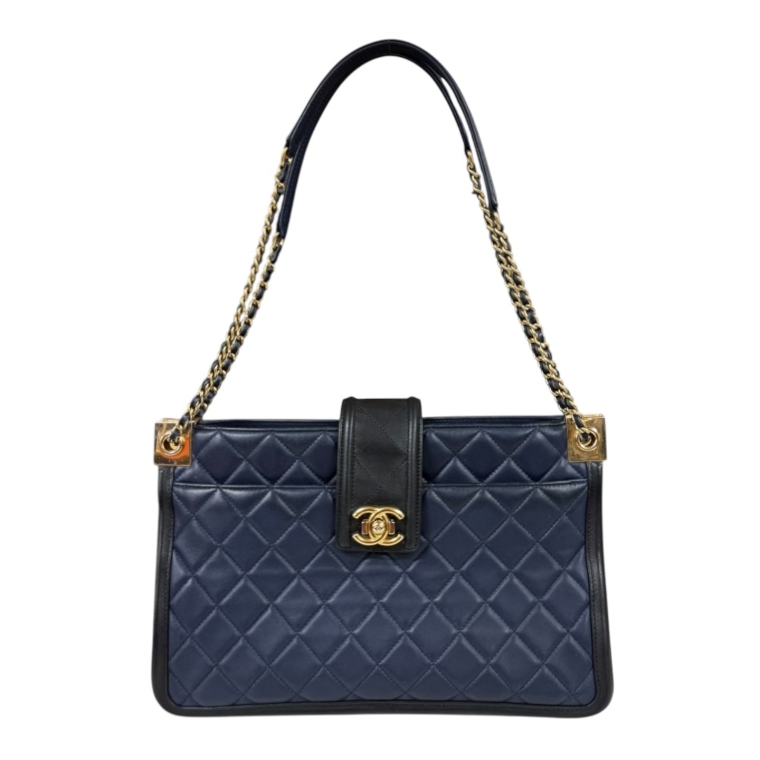 CHANEL - シャネル ボーイシャネル ショルダーバッグ ラムスキン ネイビー レディース CHANEL  中古