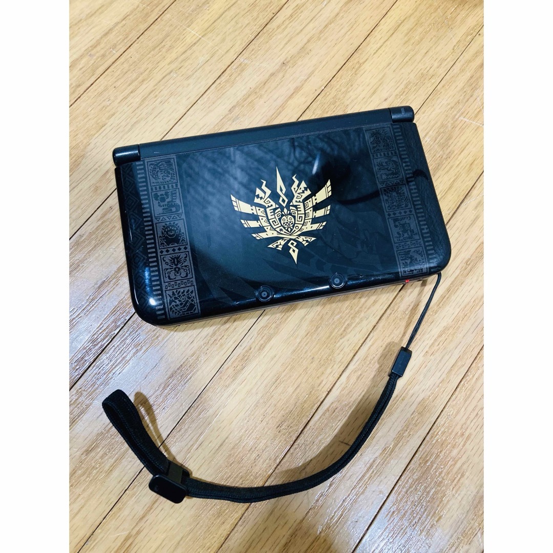 モンスターハンター4スペシャルパック ニンテンドー3DS LL モンスターハンター4スペシャルパック ニンテンドー3DS LL