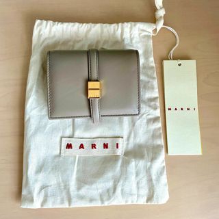 マルニ(MARNI)の新品・正規品 MARNIマルニ Prismaプリズマ 二つ折り財布(財布)