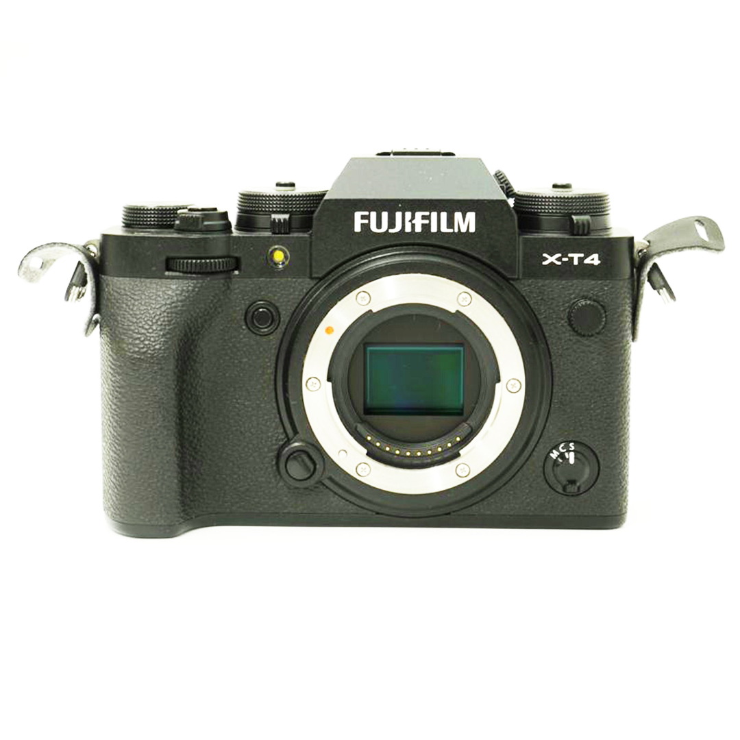 FUJIFILM 富士フィルム/ミラーレス一眼レフカメラ ボディ/X-T4/1C000022/ABランク/69【中古】