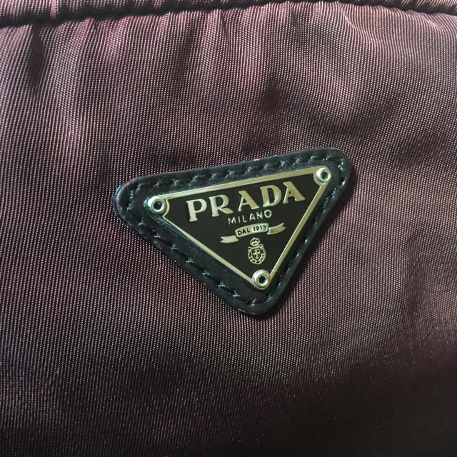 PRADA(プラダ)のPRADA プラダ ポーチ 美品  レディースのファッション小物(ポーチ)の商品写真