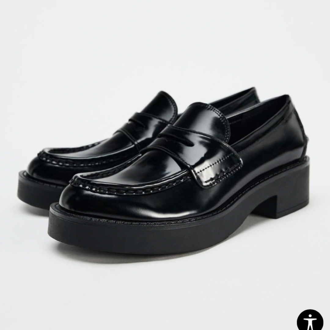 ZARA - ZARA エナメルレザー風 ペニーストラップ ローファー 37 ZARA - ZARA エナメルレザー風 ペニーストラップ ローファー 37