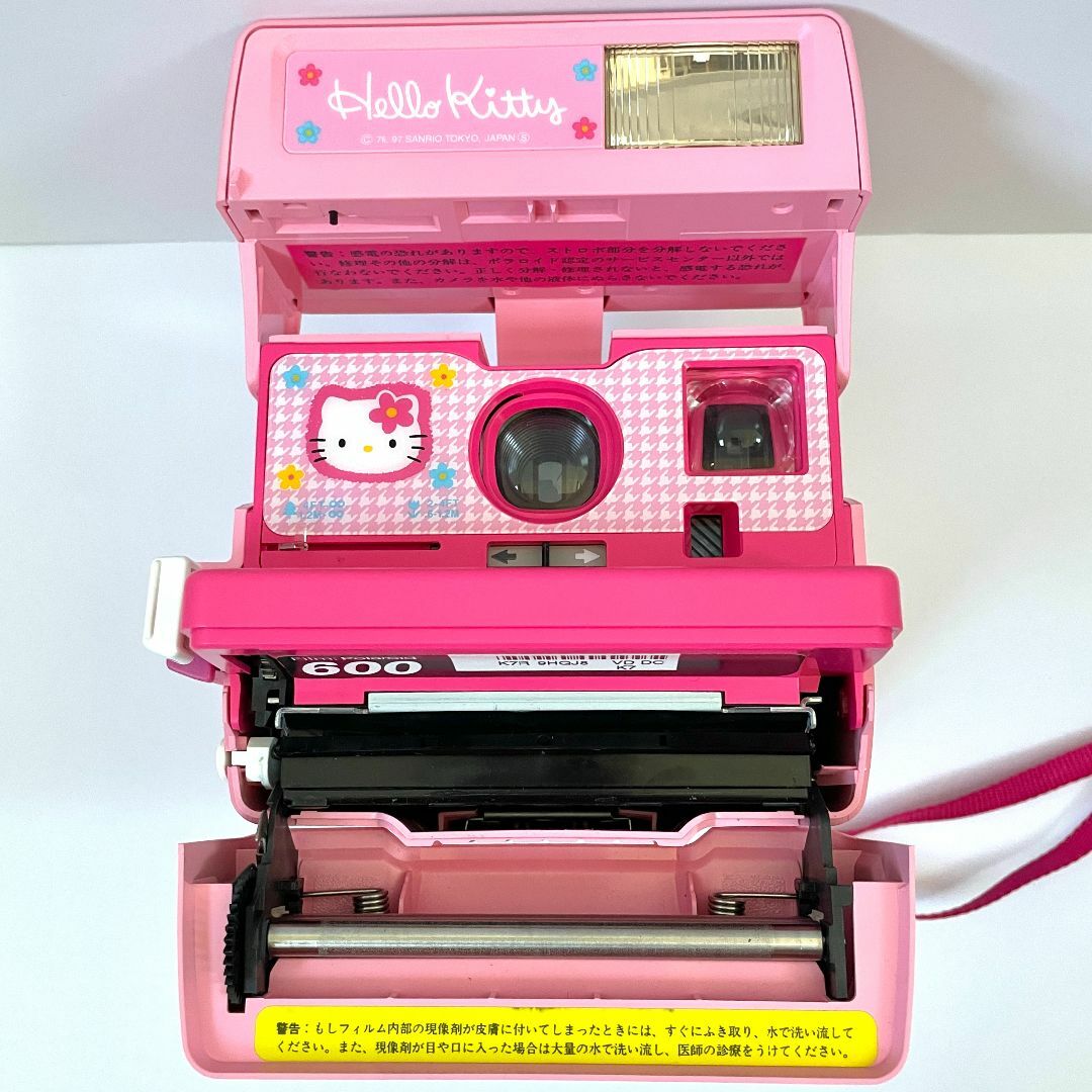 サンリオ(サンリオ)の❤️レア❤️　サンリオ ハローキティ　インスタントポラロイドカメラ　匿名配送 スマホ/家電/カメラのカメラ(フィルムカメラ)の商品写真