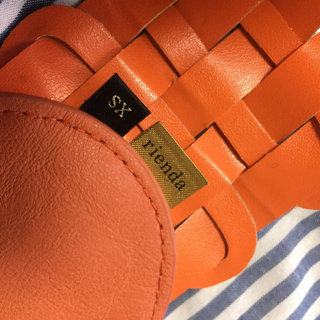 rienda(リエンダ)のrienda ベルト オレンジ 調節可 XS 新品未使用 ウエスト レディースのファッション小物(ベルト)の商品写真