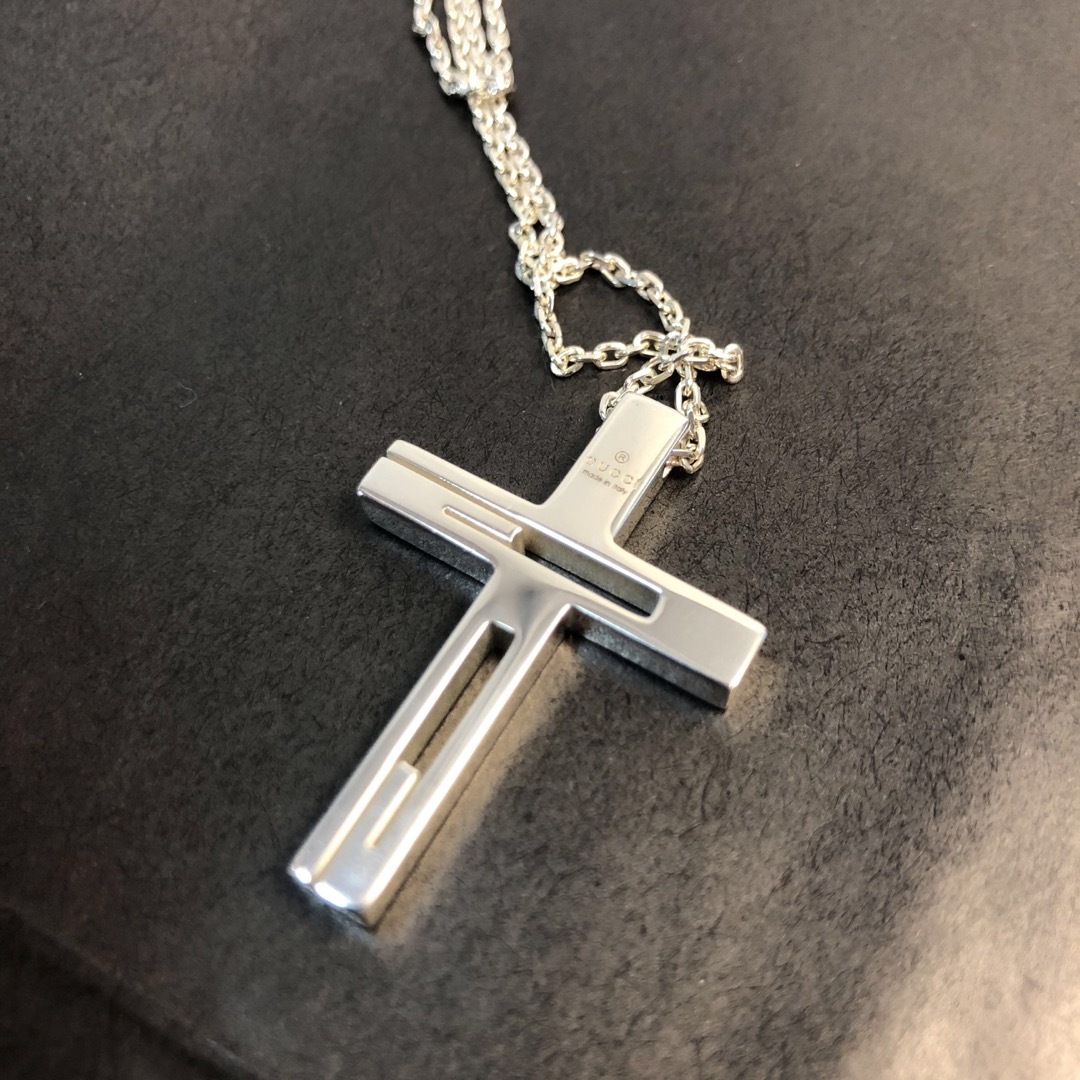 新品】グッチ GUCCI ネックレス ペンダント 十字架 クロス 新品】グッチ GUCCI ネックレス ペンダント 十字架 クロス