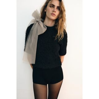 ZARA - ZARA 新品 オーガンザリボンニットトップス Mの通販 by ZARA - ZARA 新品 オーガンザリボンニットトップス Mの通販 by