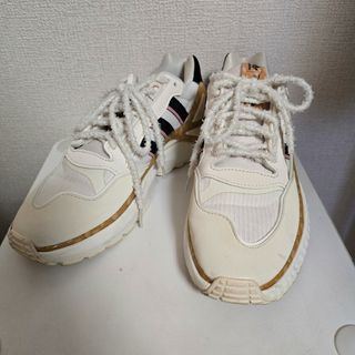 adidas(スニーカー)のフリマアイテム一覧 adidas(スニーカー)のフリマアイテム一覧
