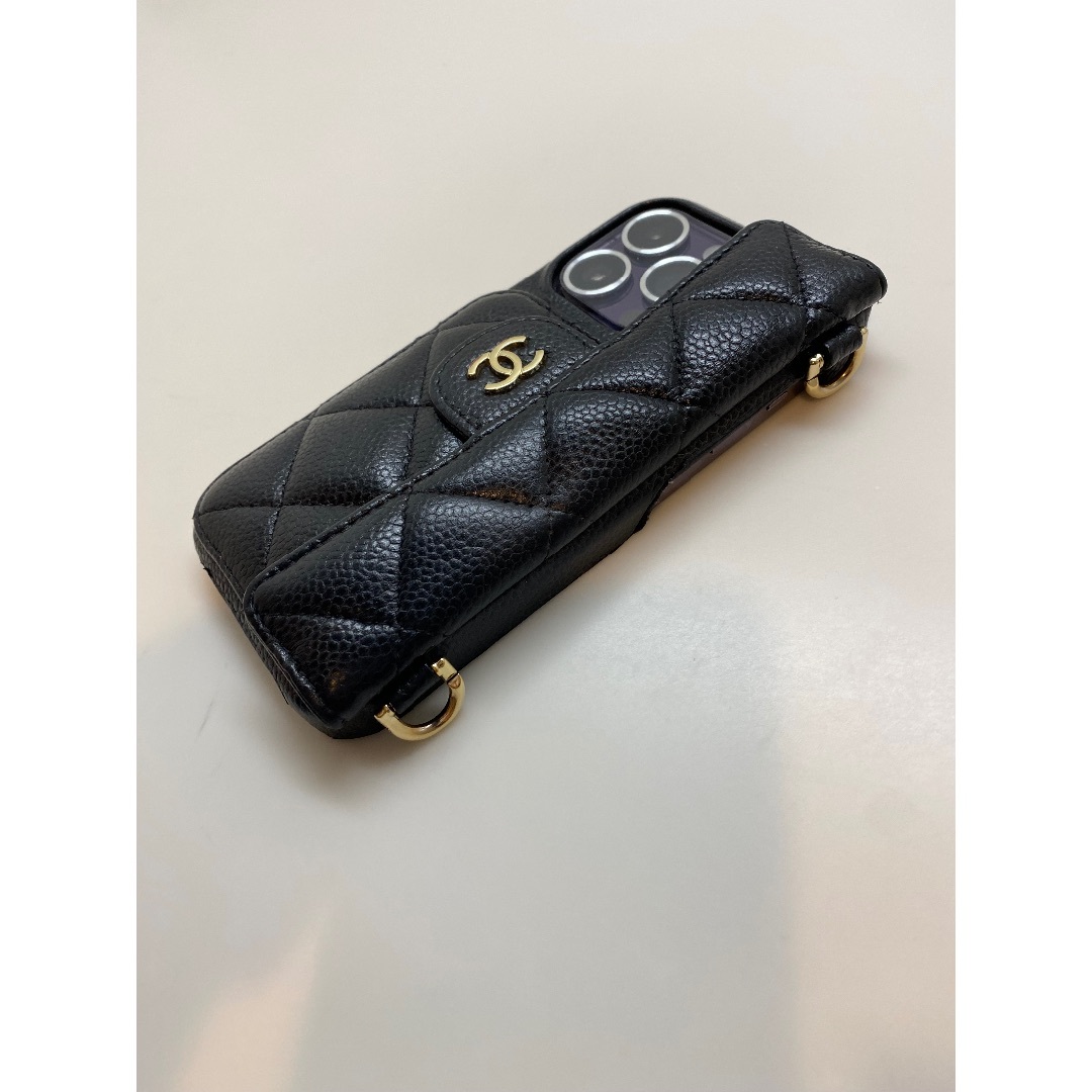 CHANEL - 芸能人御用達 正規品 CHANEL 携帯ケース iPhone14pro CHANEL - 芸能人御用達 正規品 CHANEL 携帯ケース iPhone14pro