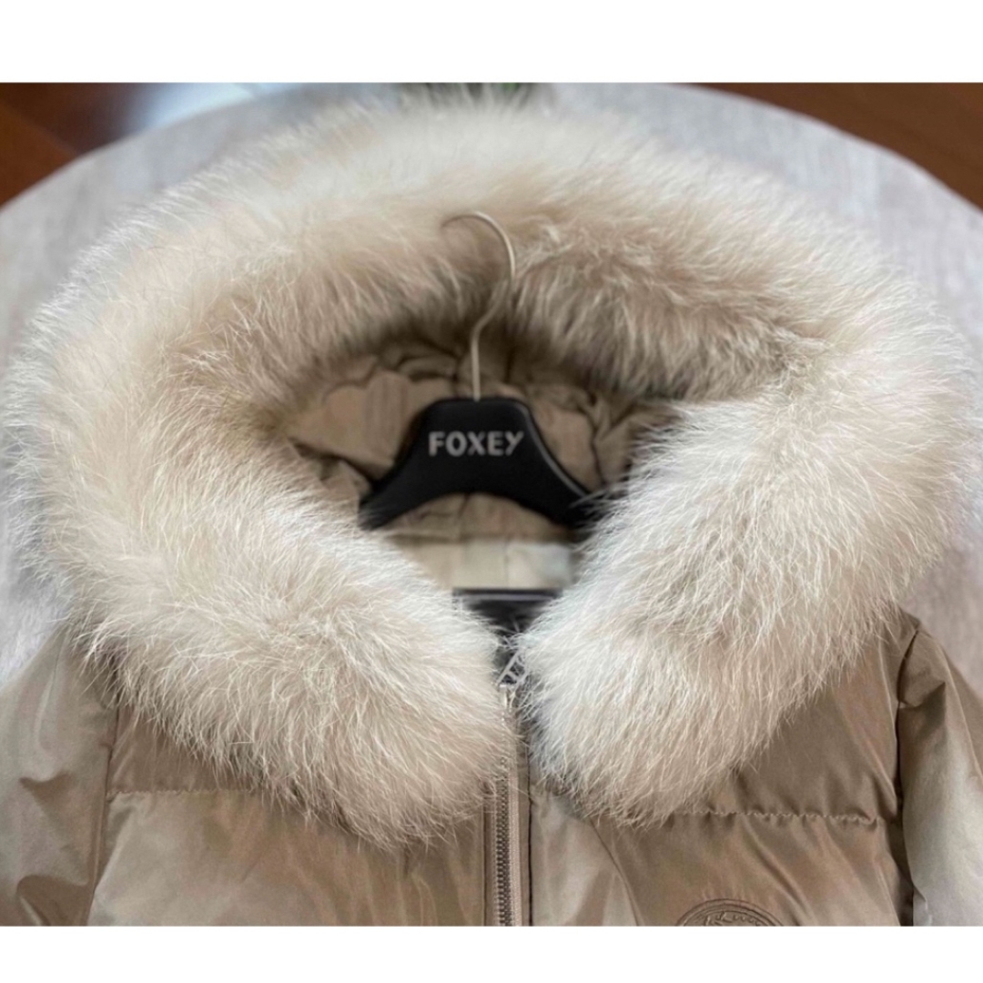 FOXEY - FOXEY ファーショートダウンコート 新品同様 42サイズの FOXEY - FOXEY ファーショートダウンコート 新品同様 42サイズの