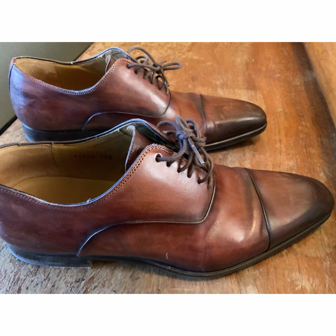 美品 MAGNANNI マグナーニ ストレートチップ ビジネスシューズ 美品 MAGNANNI マグナーニ ストレートチップ ビジネスシューズ