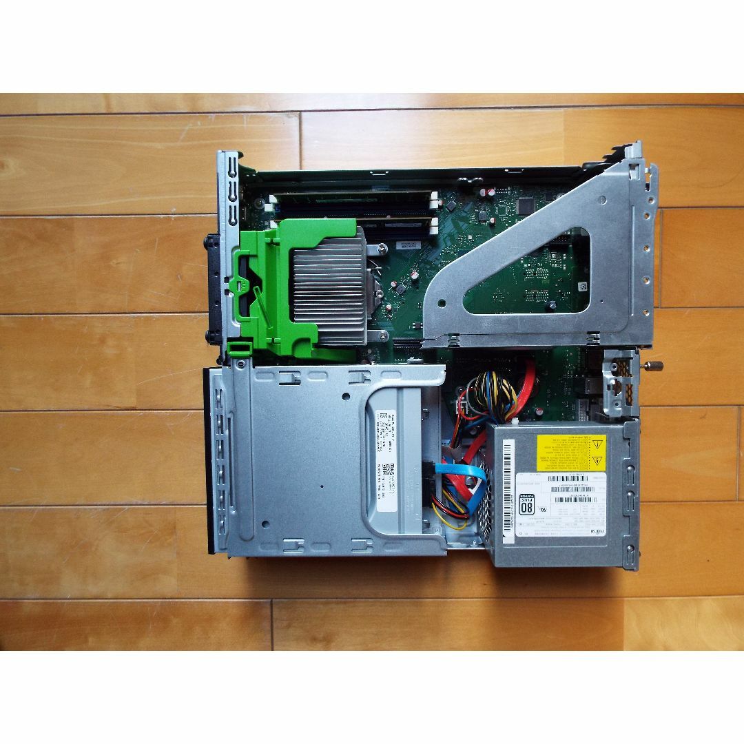 ESPRIMO D588/V FMVD38037P 印象深い i3-8100 256GB ESPRIMO D588/V FMVD38037P 印象深い i3-8100 256GB