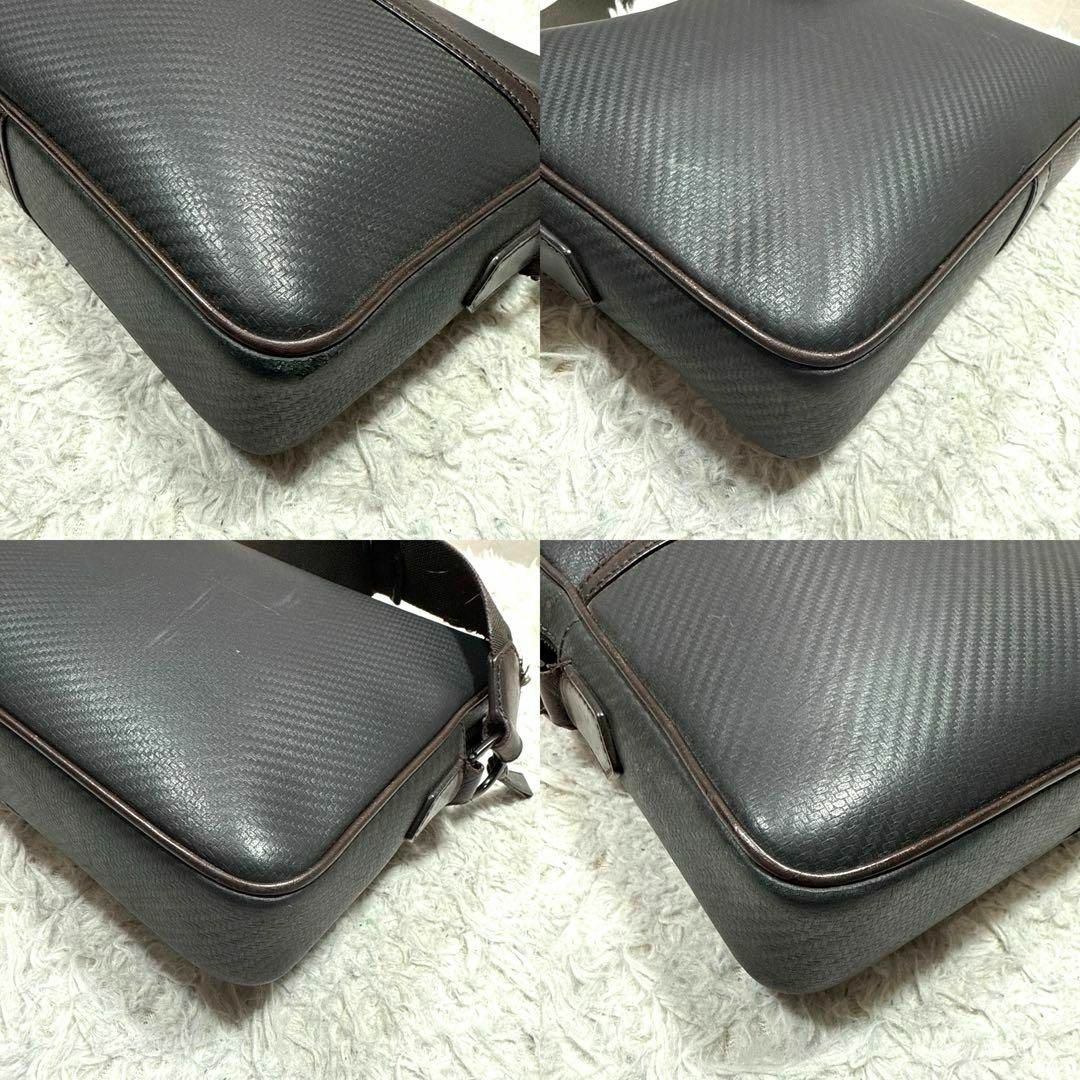 美品 ダンヒル シャーシ ショルダーバッグ 斜め掛け カーボン 美品 ダンヒル シャーシ ショルダーバッグ 斜め掛け カーボン