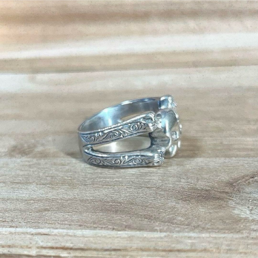 Loree Rodkin ローリーロドキン SILVER リング約13.5号位 Loree Rodkin ローリーロドキン SILVER リング約13.5号位