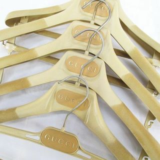 GUCCI(押し入れ収納/ハンガー)のフリマアイテム一覧 GUCCI(押し入れ収納/ハンガー)のフリマアイテム一覧