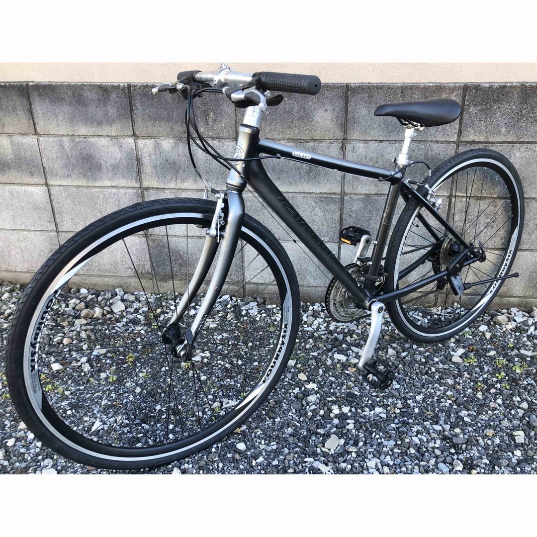 美品・整備済】GIANT ESCAPE R3 24速 クロスバイク CT430 自転車 美品・整備済】GIANT ESCAPE R3 24速 クロスバイク CT430 自転車