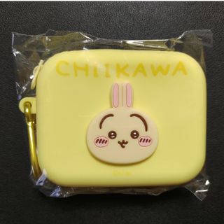 チイカワ(ちいかわ)のちいかわ シリコンポーチ うさぎ(キャラクターグッズ)