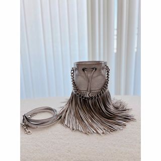J&M DAVIDSON(ショルダーバッグ ・ シルバー/銀色系)のフリマ J&M DAVIDSON(ショルダーバッグ ・ シルバー/銀色系)のフリマ