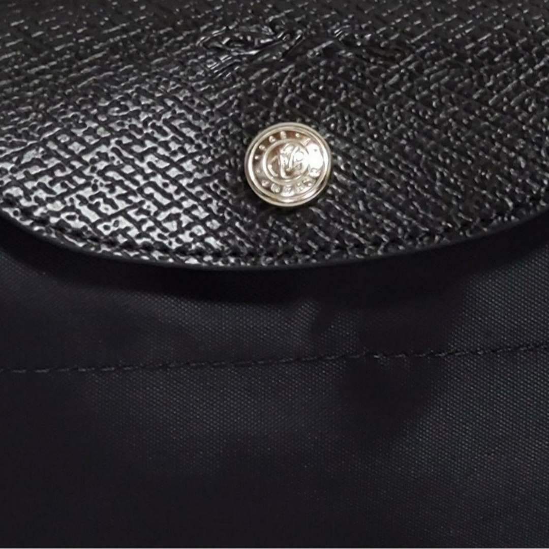 LONGCHAMP - 【新品】 ロンシャン ル プレアージュ トートバッグ Sサイズ ブラック黒刺繍の通販 by YD shop|ロンシャンならラクマ LONGCHAMP - 【新品】 ロンシャン ル プレアージュ トートバッグ Sサイズ ブラック黒刺繍の通販 by YD shop|ロンシャンならラクマ