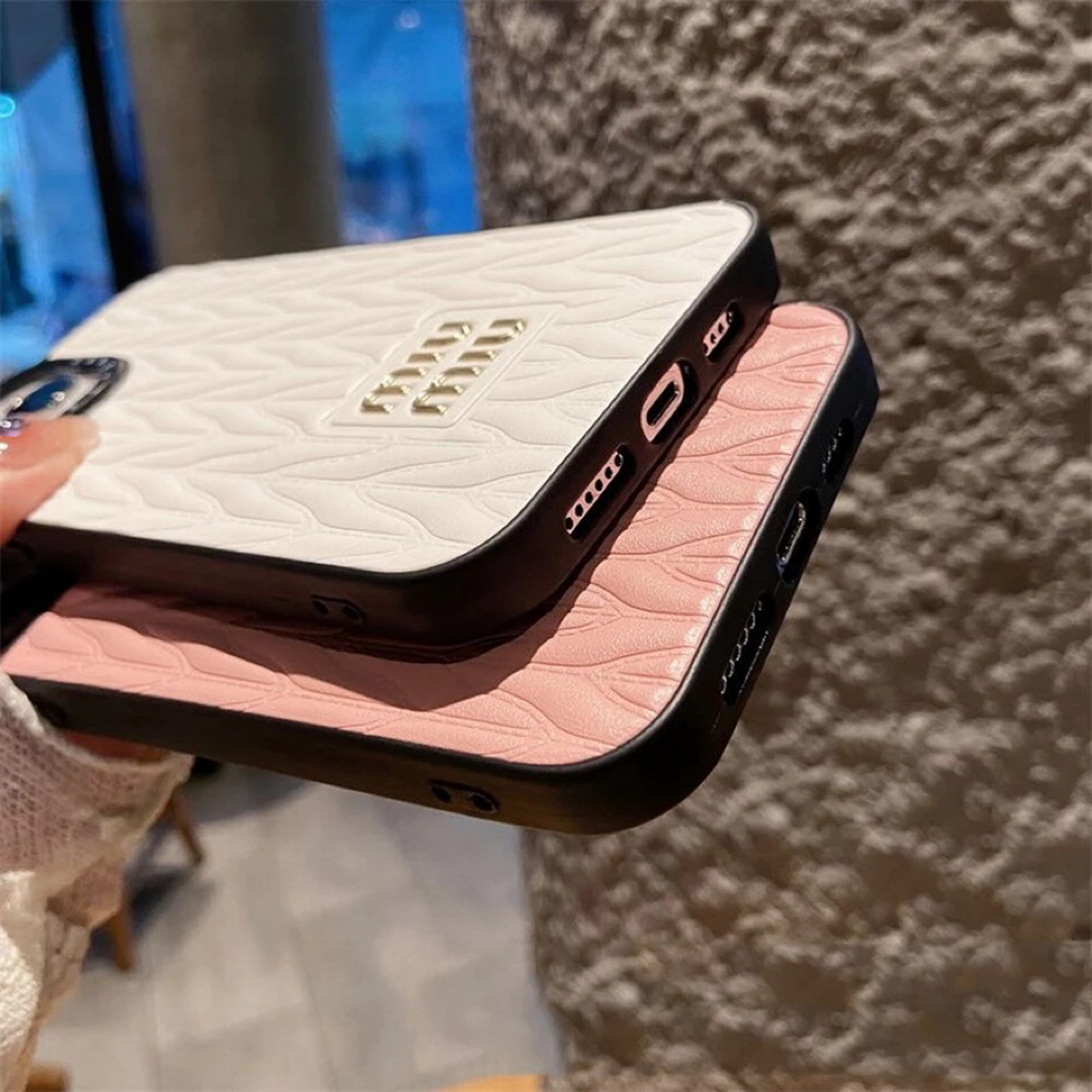 MIU MIU - ☆新品☆ miumiu(ミュウミュウ) iPhone15用 MIU MIU - ☆新品☆ miumiu(ミュウミュウ) iPhone15用