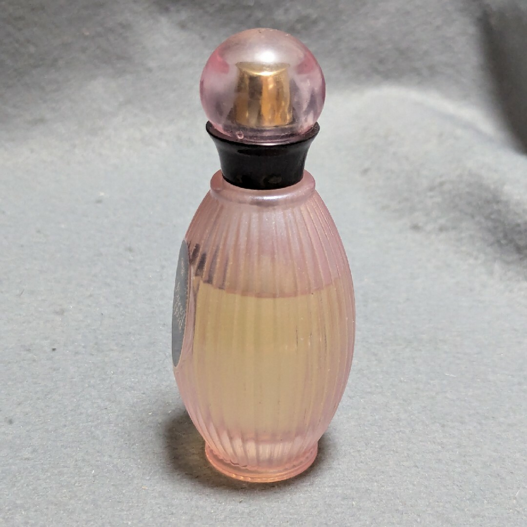 廃盤希少ドラマチックパルファムピュアデビルオードパルファム40ml コスメ/美容の香水(香水(女性用))の商品写真