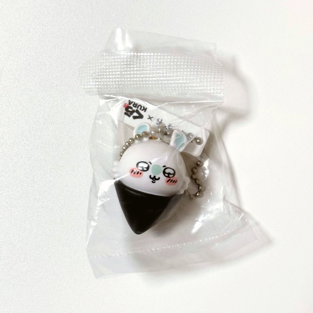 ちいかわ(チイカワ)のちいかわ くら寿司 ビッくらポン フィギュア モモンガ 新品未開封 エンタメ/ホビーのおもちゃ/ぬいぐるみ(キャラクターグッズ)の商品写真