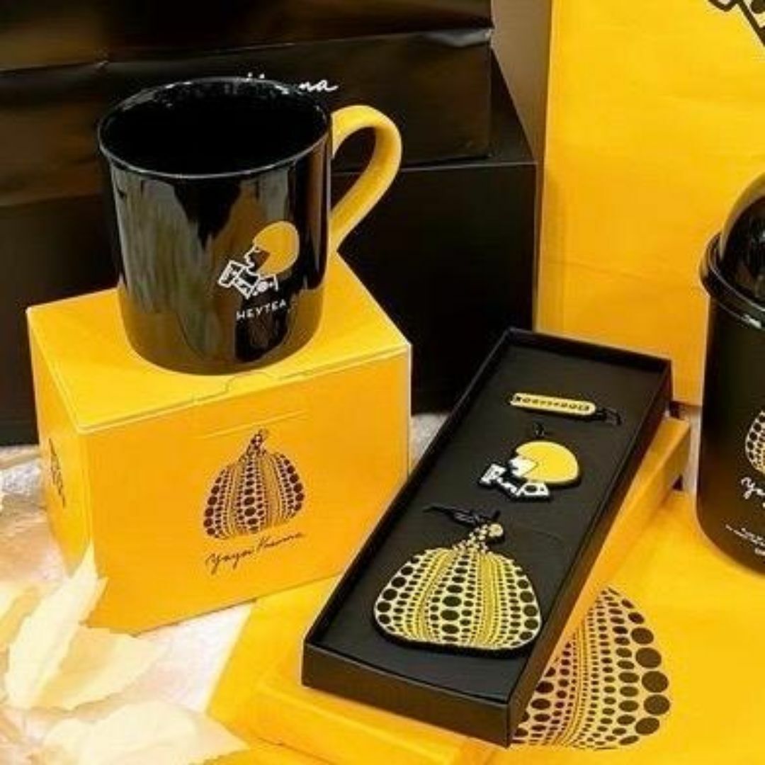 草間彌生 HEYTEA マグカップ キーホルダー スリーブ プラカップ 草間彌生 HEYTEA マグカップ キーホルダー スリーブ プラカップ