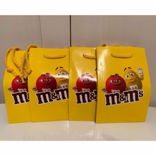 m&m&m's - m&mトレーナーの通販 by tkc|エムアンドエムアンド m&m&m's - m&mトレーナーの通販 by tkc|エムアンドエムアンド