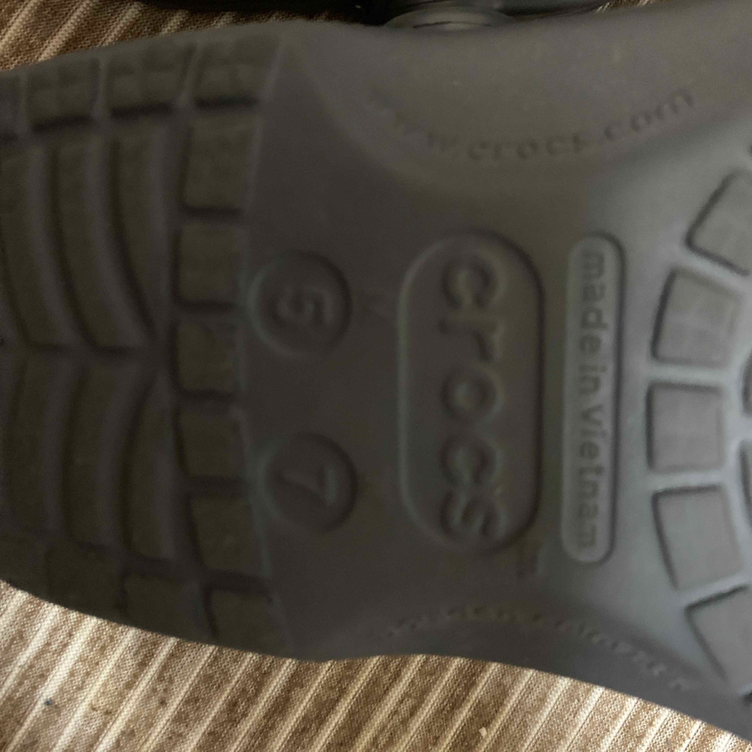 crocs(クロックス)のクロックス メンズの靴/シューズ(サンダル)の商品写真