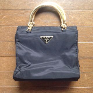 プラダ(PRADA)のプラダGOLDハンドルバック♥️(ハンドバッグ)