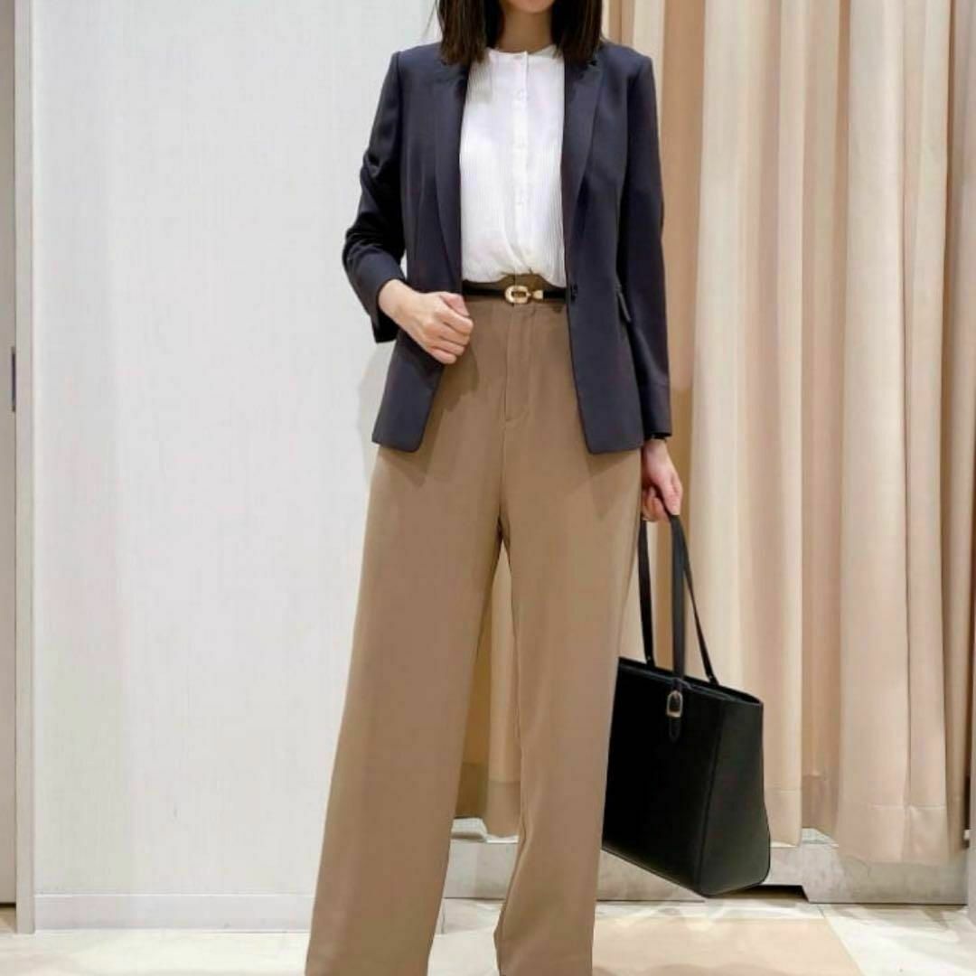 AOKI - ✨️AOKI✨️アオキ レディス スーツ oggiコラボ AOKI - ✨️AOKI✨️アオキ レディス スーツ oggiコラボ
