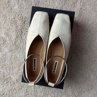 JIL SANDER(ハイヒール/パンプス)のフリマアイテム一覧 JIL SANDER(ハイヒール/パンプス)のフリマアイテム一覧