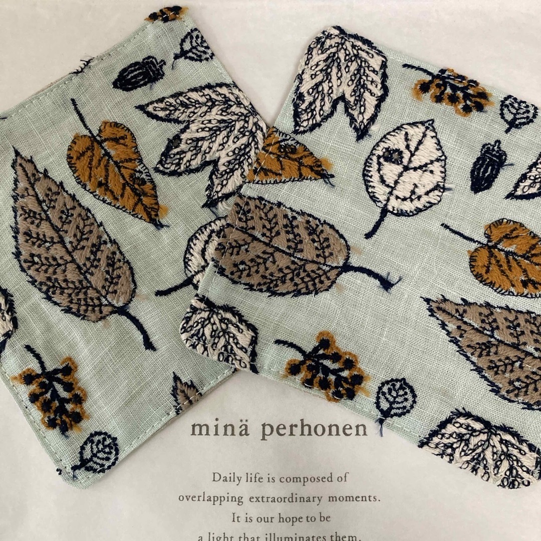 コースター ハンドメイド ミナペルホネン ウインターフラッグス🍂 コースター ハンドメイド ミナペルホネン ウインターフラッグス🍂