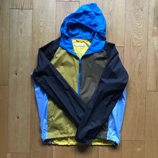 MARNI(ナイロンジャケット)のフリマアイテム一覧 MARNI(ナイロンジャケット)のフリマアイテム一覧