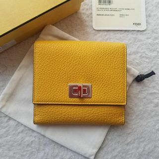 FENDI - 国内完売 FENDI フェンディ ピーカブー セレリア FENDI - 国内完売 FENDI フェンディ ピーカブー セレリア