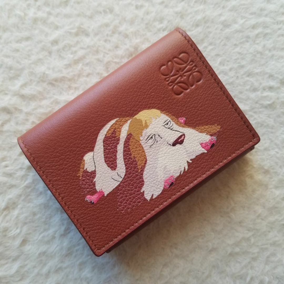 入手困難 LOEWE ロエベ ハウルの動く城 ヒン トライフォールド 入手困難 LOEWE ロエベ ハウルの動く城 ヒン トライフォールド