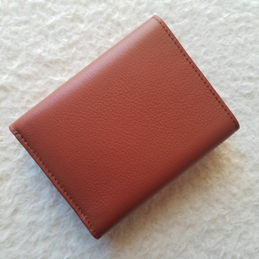 入手困難 LOEWE ロエベ ハウルの動く城 ヒン トライフォールド 入手困難 LOEWE ロエベ ハウルの動く城 ヒン トライフォールド