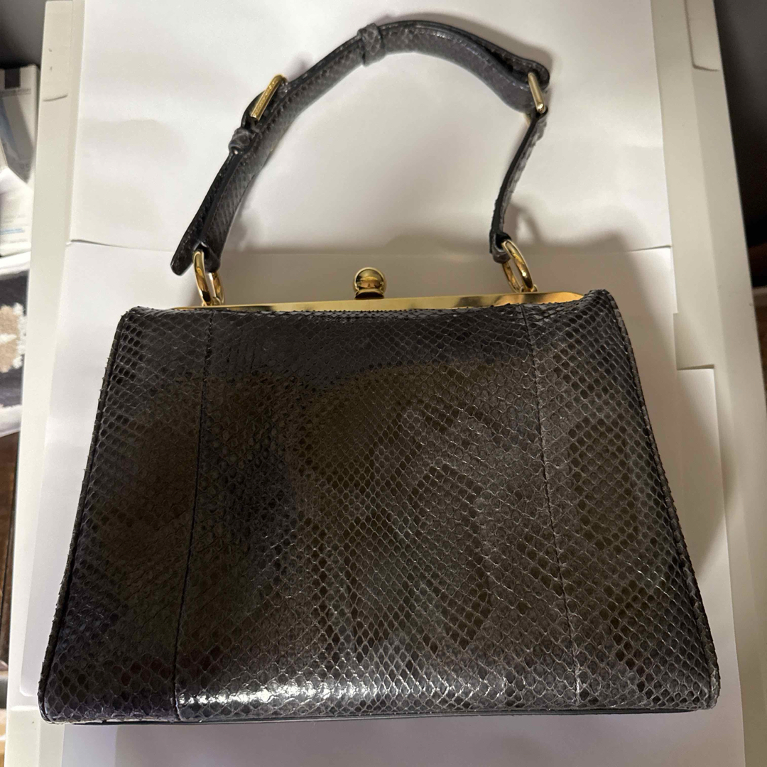 ドルチェアンドガッパーナ パイソン がま口 バッグ ドルチェアンドガッパーナ パイソン がま口 バッグ