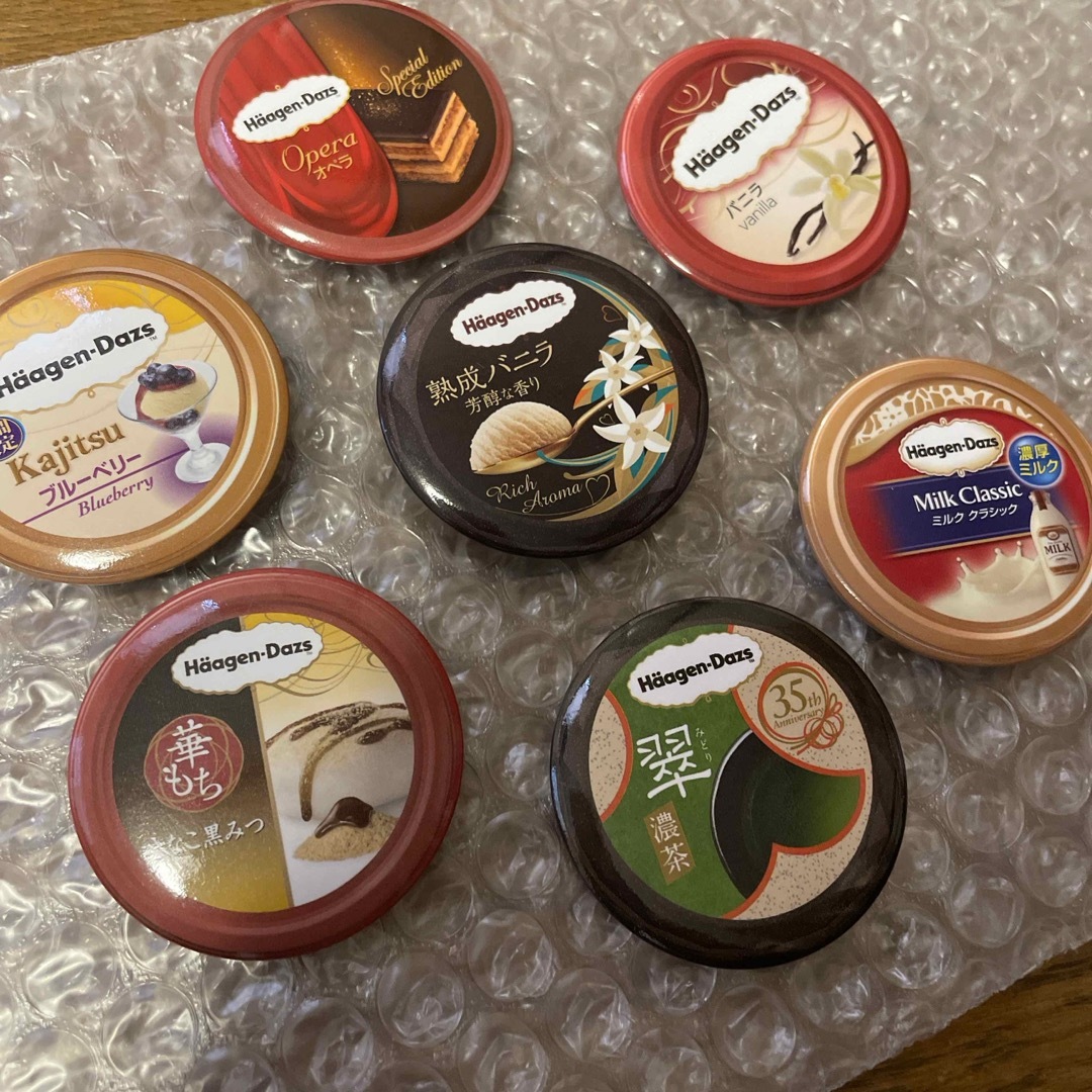 ハーゲンダッツ缶バッジ エンタメ/ホビーのアニメグッズ(バッジ/ピンバッジ)の商品写真