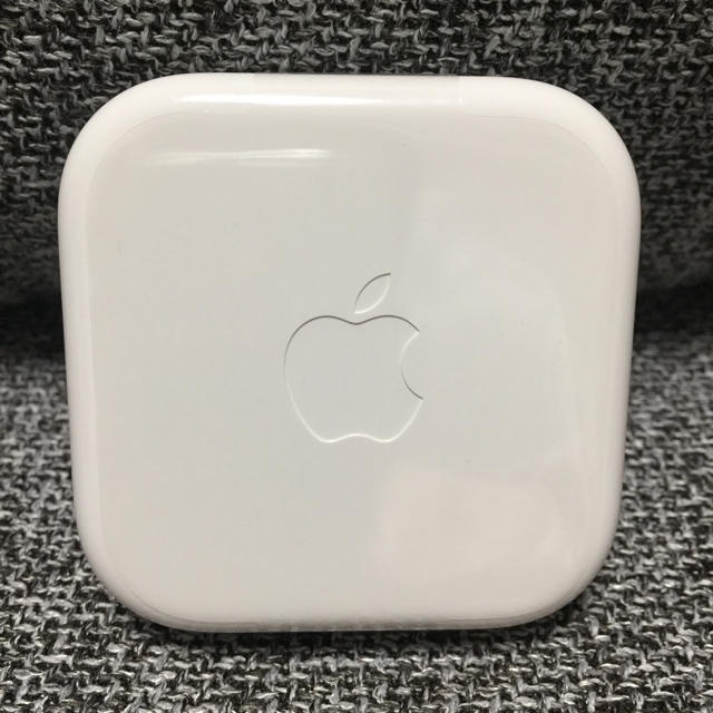 Apple(アップル)のiPhone 純正 イヤホン 新品 アップル Apple mac スマホ/家電/カメラのオーディオ機器(ヘッドフォン/イヤフォン)の商品写真