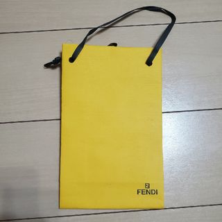 FENDI - FENDI 紙袋 の通販 by みさき's shop|フェンディならラクマ FENDI - FENDI 紙袋 の通販 by みさき's shop|フェンディならラクマ