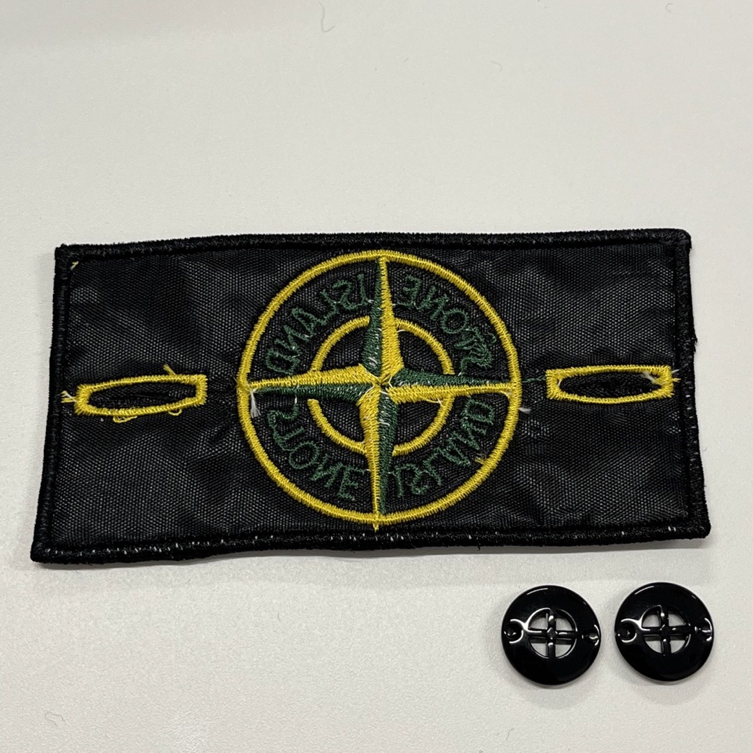 STONE ISLAND - ストーンアイランド ワッペンボタン付き STONE STONE ISLAND - ストーンアイランド ワッペンボタン付き STONE