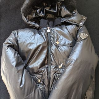 EMPORIO ARMANI(ダウンジャケット)のフリマアイテム一覧 EMPORIO ARMANI(ダウンジャケット)のフリマアイテム一覧